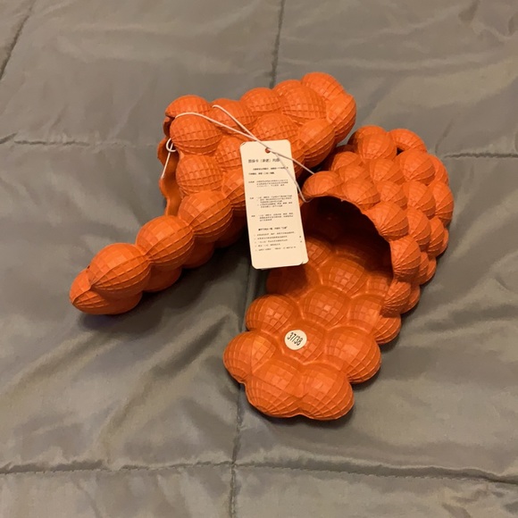 slides - Picture 2 of 4